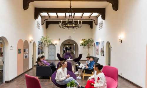 EF어학원 Santa Barbara 학교 사진 - 청담원유학원